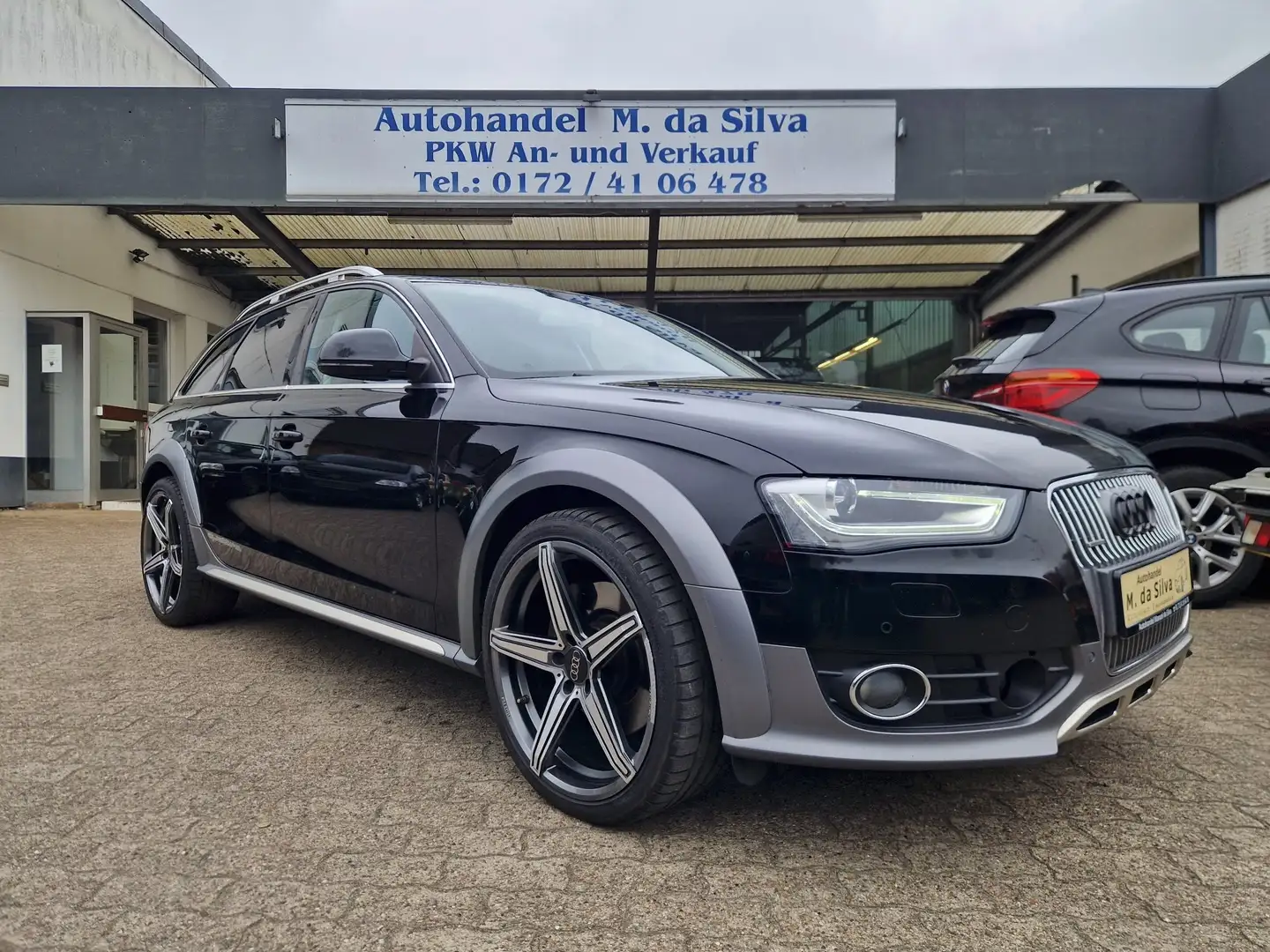 Audi A4 allroad 3.0 TDI *B&O*AHK*Leder*Navi*RFK*20"* Black - 1