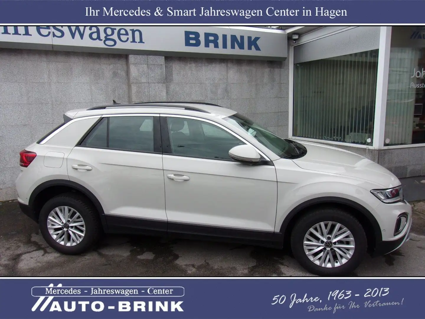 Volkswagen T-Roc Life DSG abn.AHK/Navi/akt.PTS/LED Grijs - 2