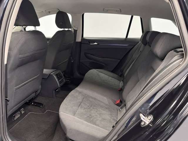 Volkswagen Golf — photo 15