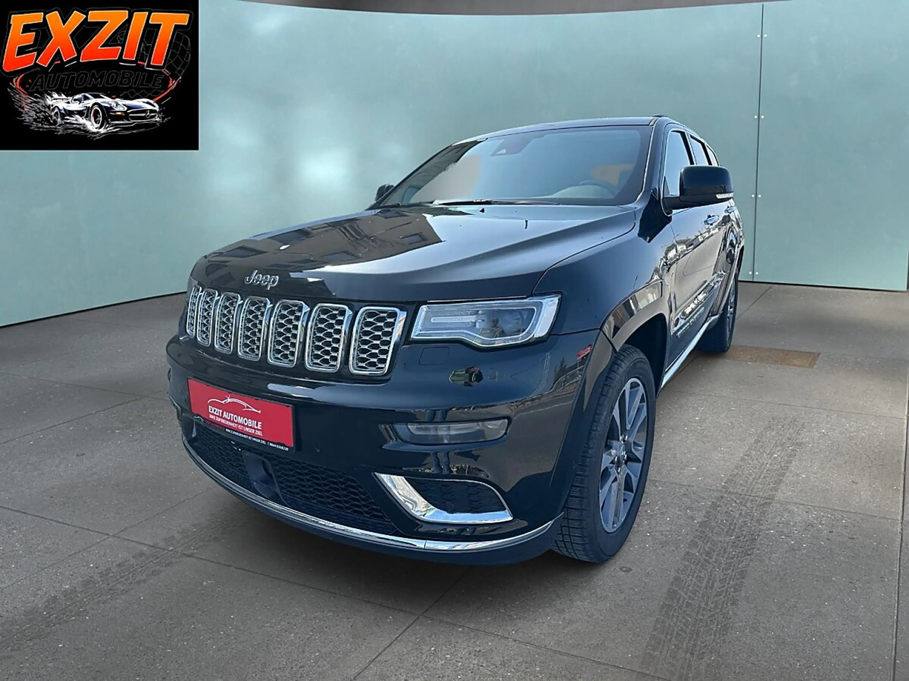 Jeep Grand Cherokee 3,0 V6 CRD Summit — photo 3