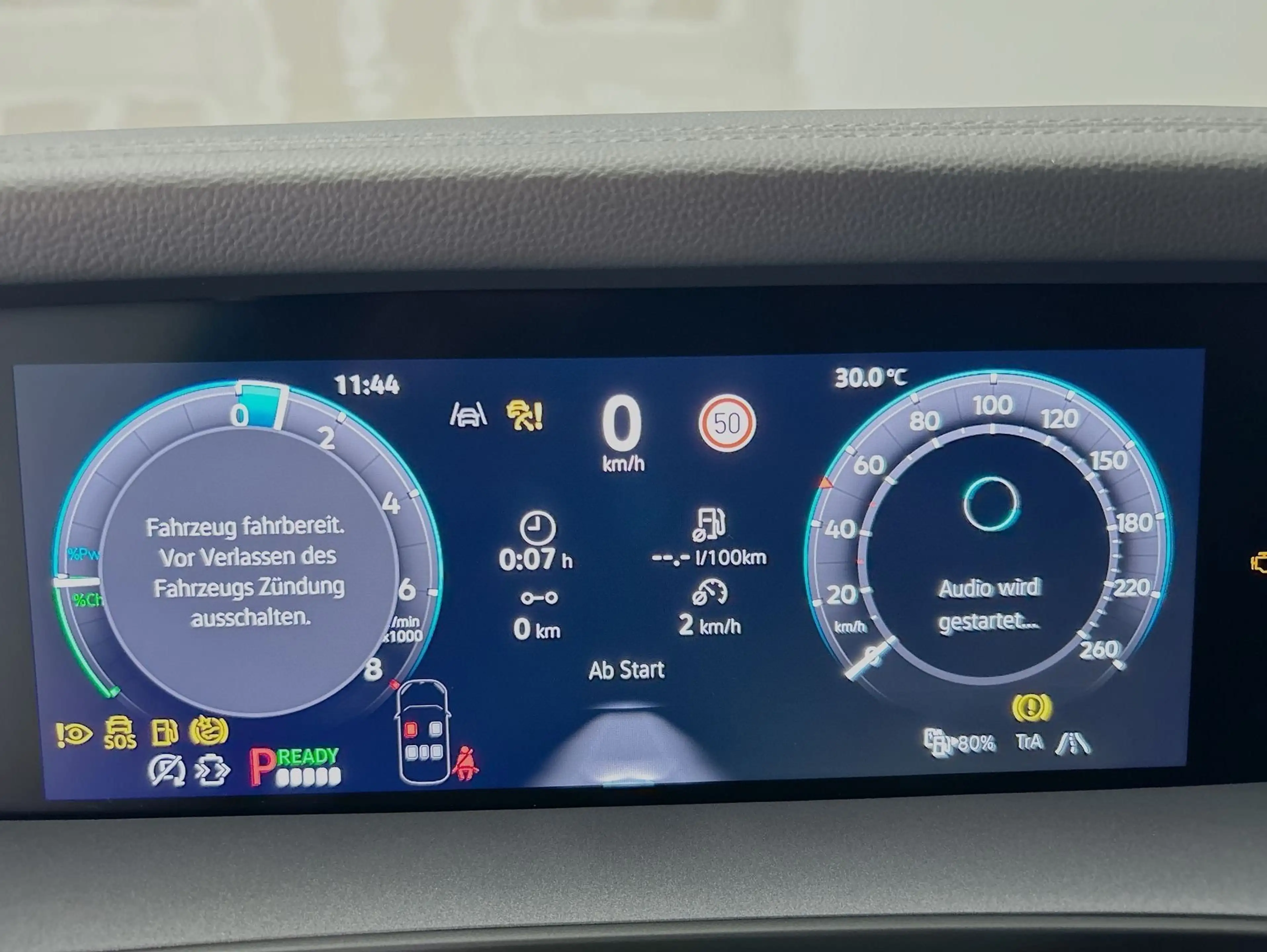 Volkswagen Tayron 1.5 eHybrid R-Line CarPlay Pano Black — photo 8