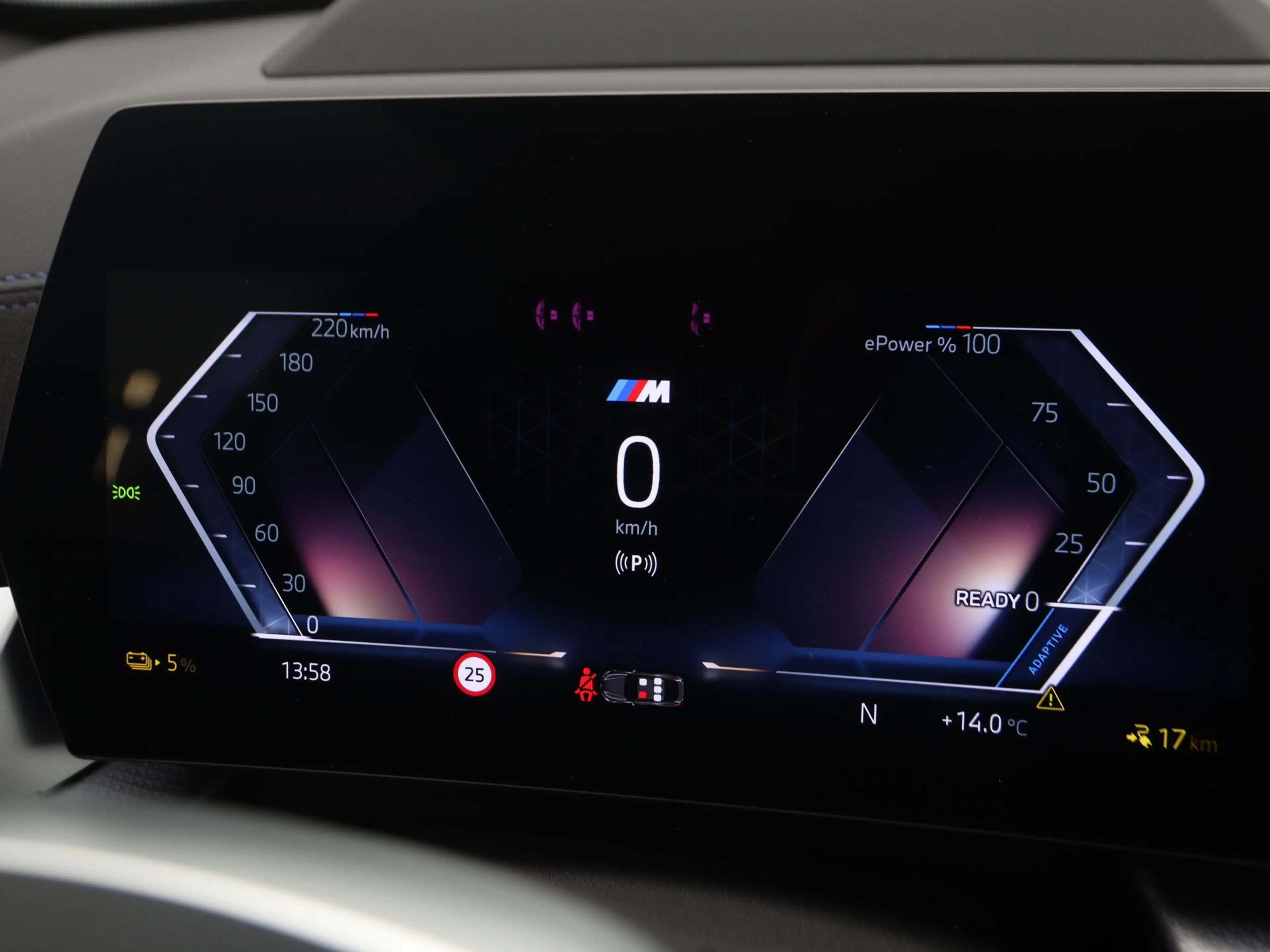 BMW iX2 eDrive20 67 kWh — photo 3