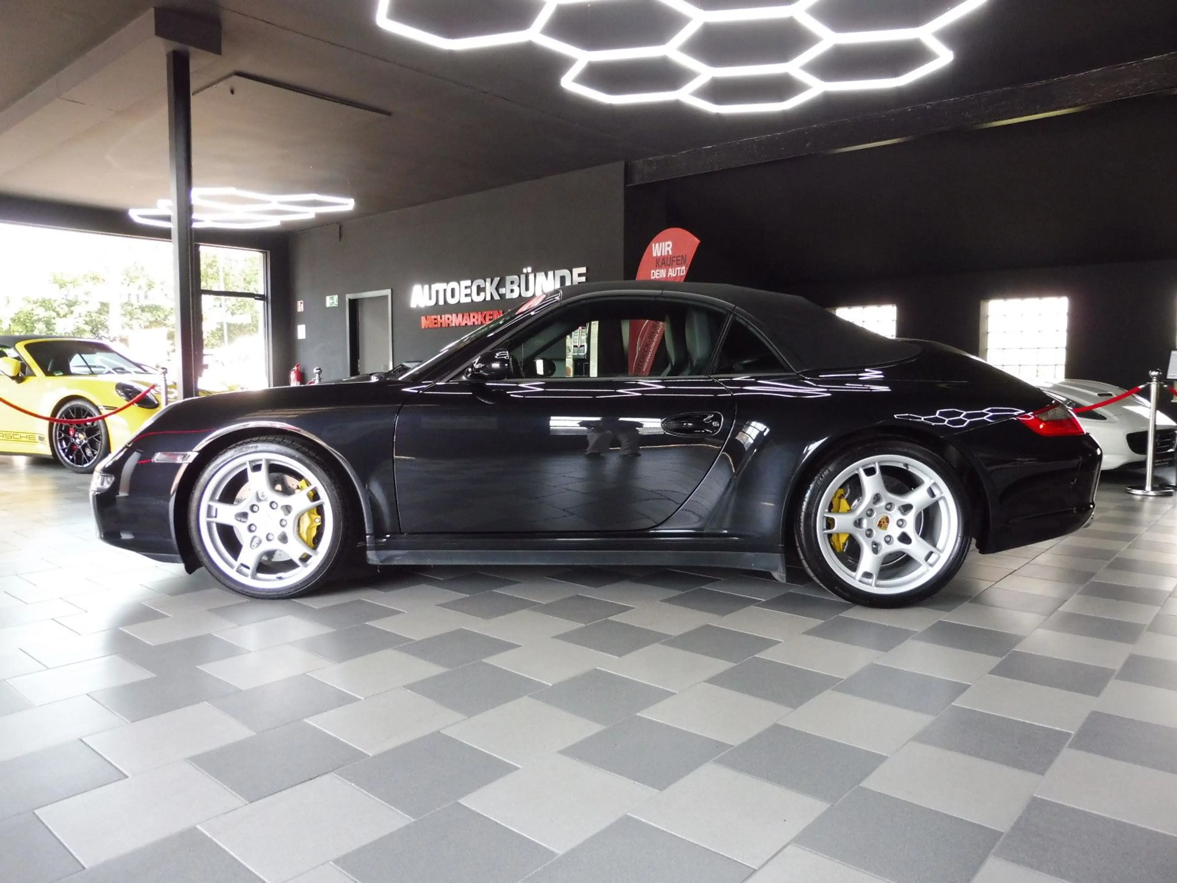Porsche 997 911  997 Carrera 4 S Cabrio "Porsche-Historie" — photo 9