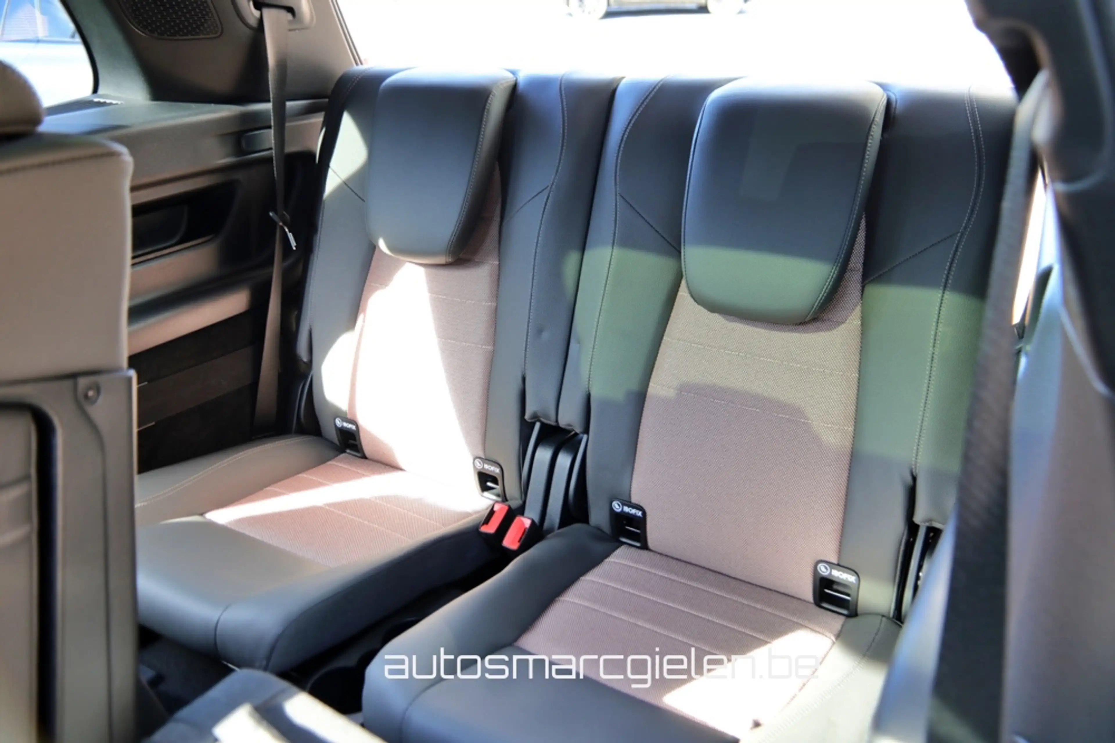 Mercedes-Benz EQB 350 EQB 66.5 kWh 350 4-Matic 7pl — photo 12