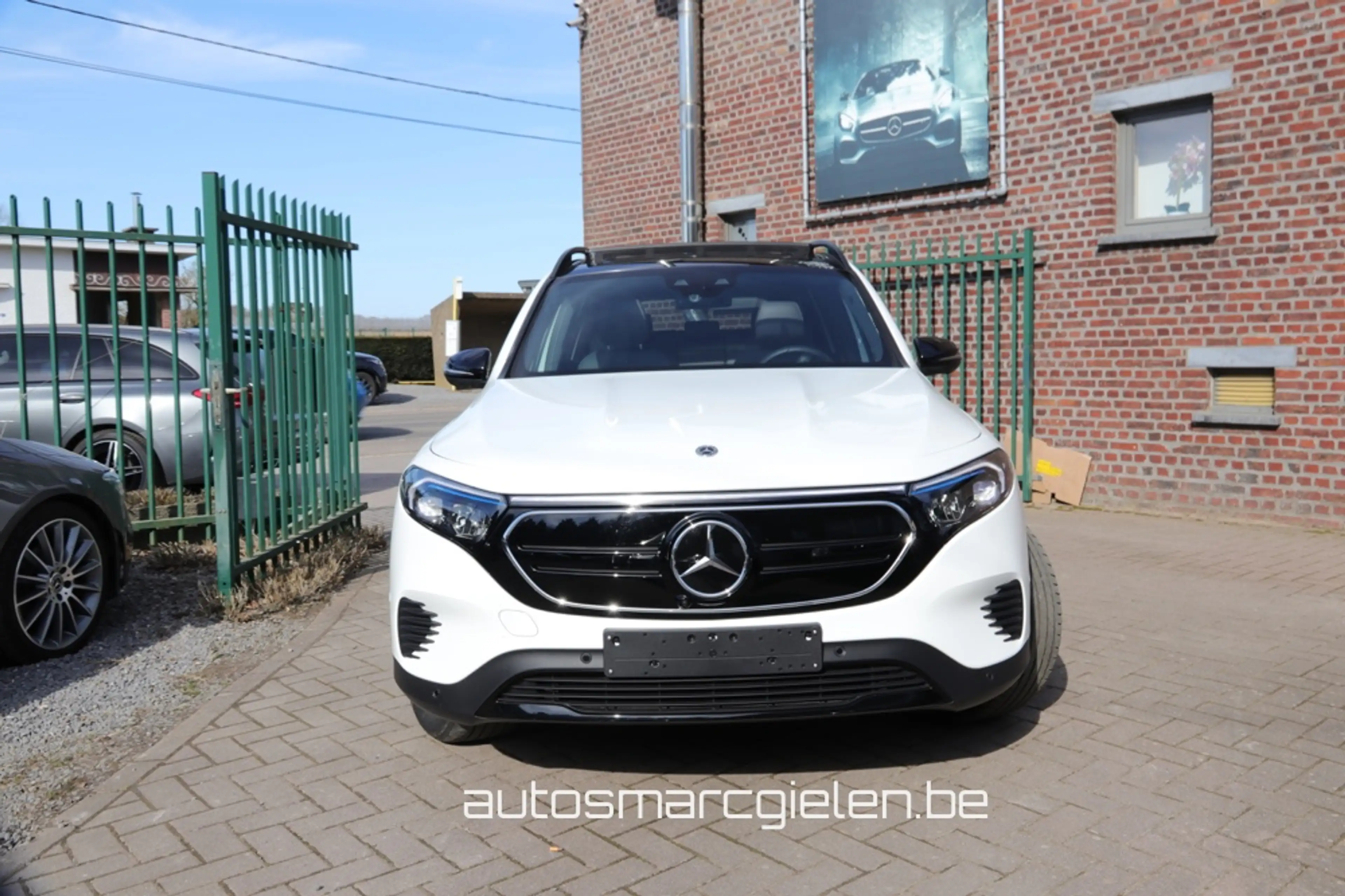 Mercedes-Benz EQB 350 EQB 66.5 kWh 350 4-Matic 7pl — photo 8