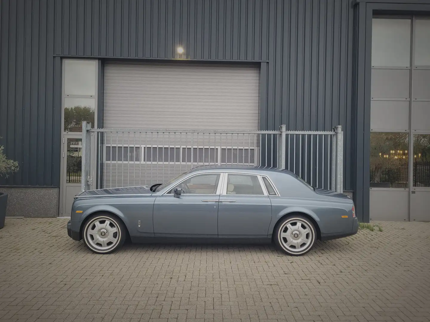 Rolls-Royce Phantom 6.7 V12 Bleu - 1