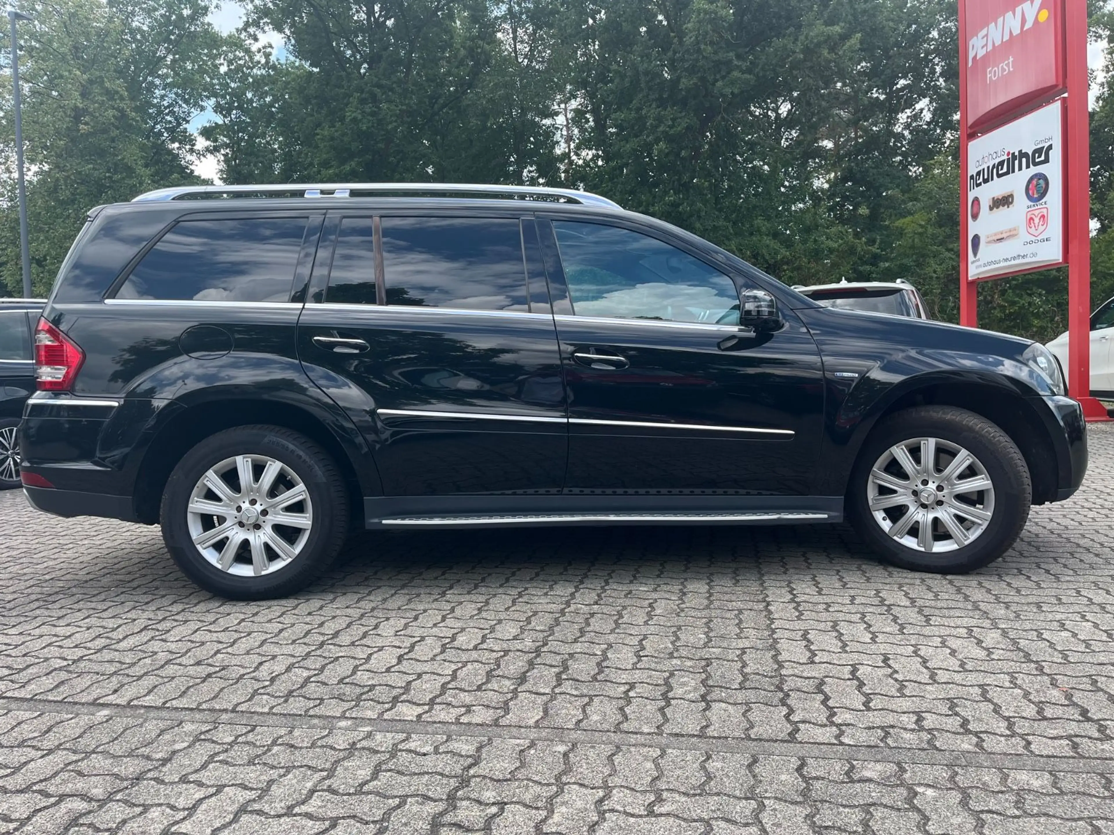 Mercedes-Benz GL 350 CDI BlueEfficiency 4Matic *Navi/Kamera* — photo 4