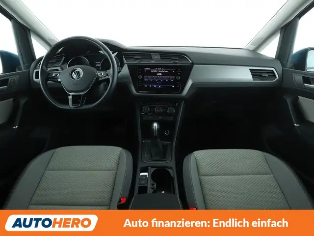 Volkswagen Touran view 12