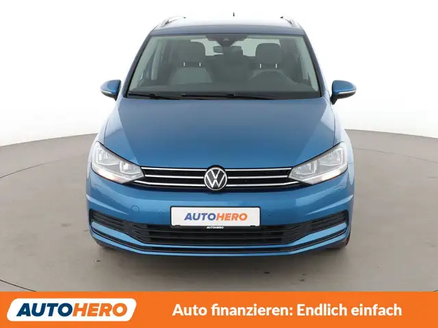 Volkswagen Touran view 9
