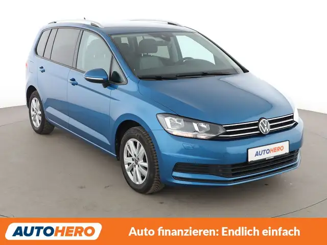 Volkswagen Touran view 8
