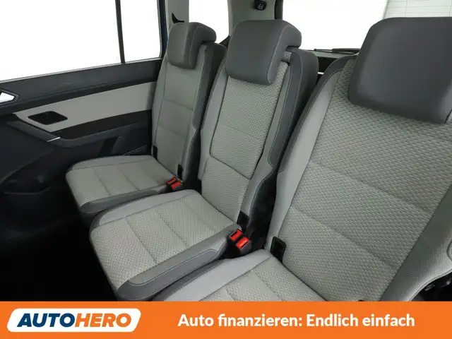 Volkswagen Touran view 14