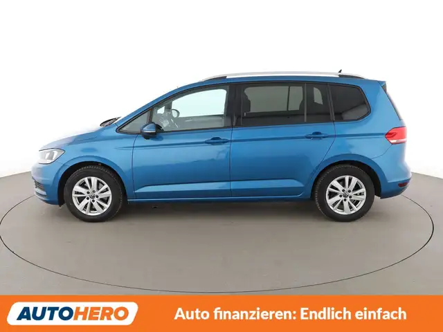 Volkswagen Touran view 3