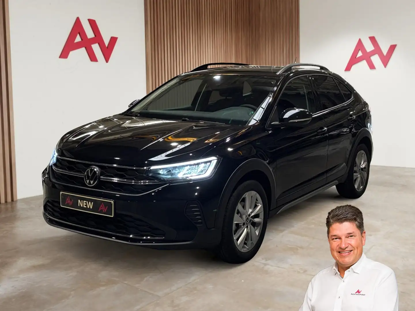 Volkswagen Taigo 1.0 TSI Limited DSG ** LED | Keyless | Zetelver... Negru - 1