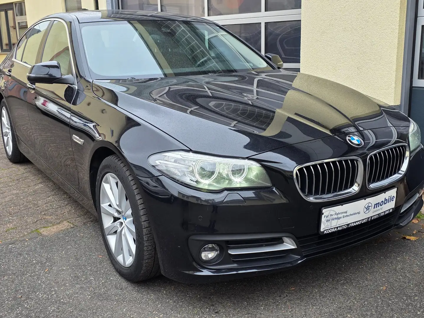 BMW 520 d xDrive*Leder*Schiebedach*Garantie*LED Schwarz - 1