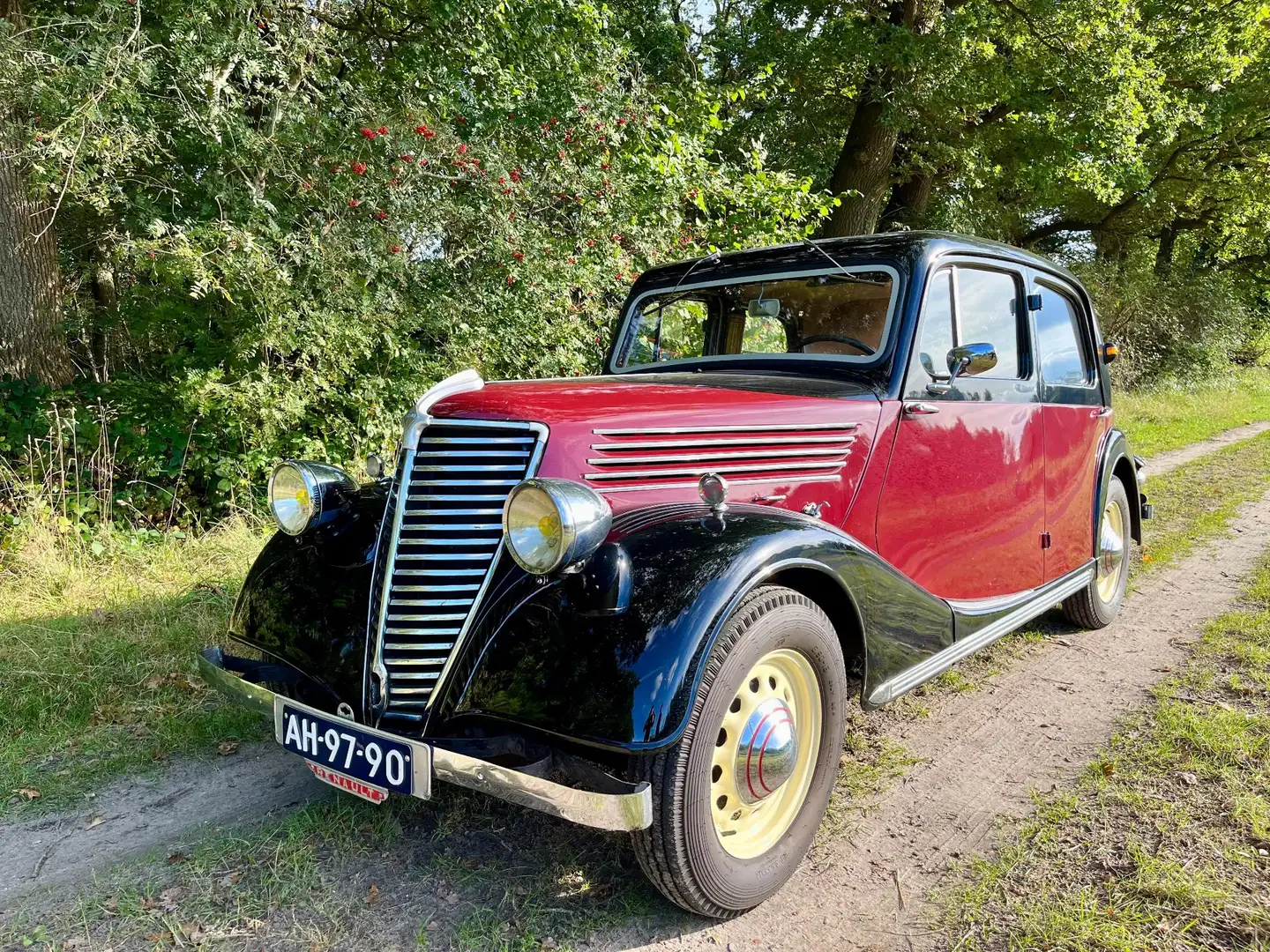 Renault primaquatre sport 1936 Rojo - 1