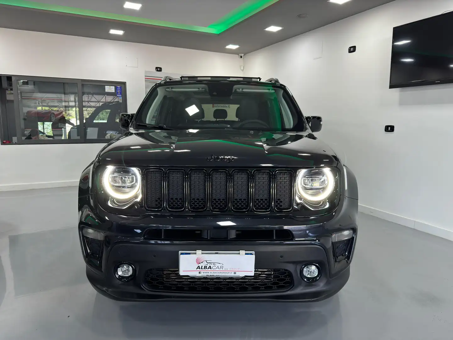 Jeep Renegade 1.6 mjt Limited 2wd 120cv ddct Zwart - 2