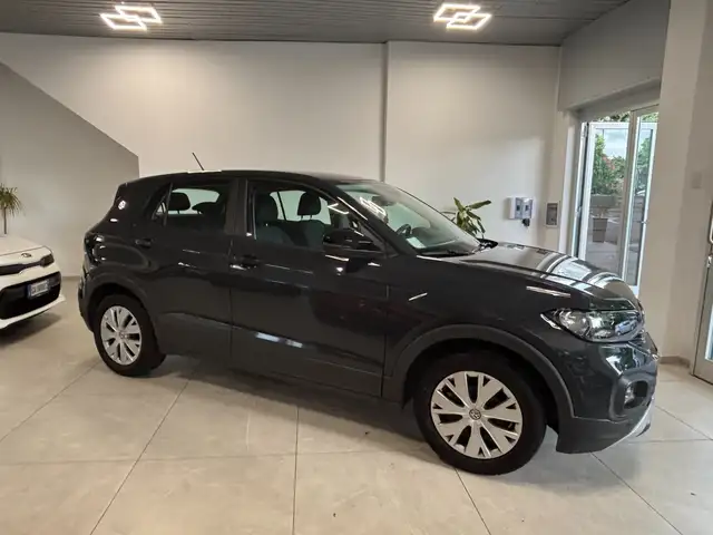 Volkswagen T-Cross view 7