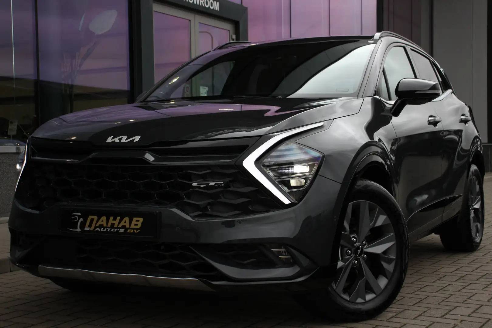 Kia Sportage 1.6 T-GDi Hybrid GT-PlusLine | 1650KG Trekgewicht Grijs - 2