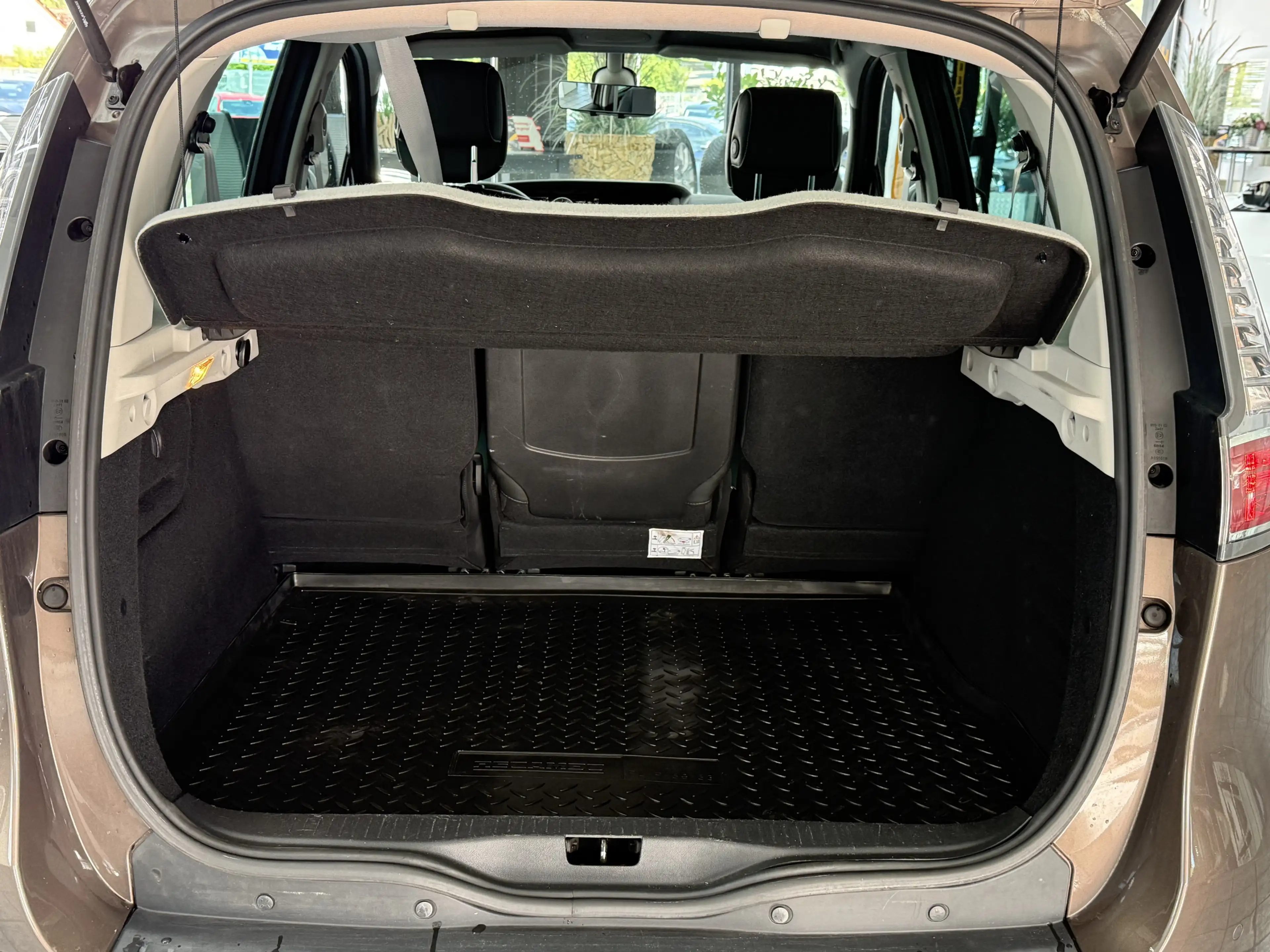 Renault Scenic 1.5 dCi BOSE Edition, Autom., Leder, Navi — photo 12