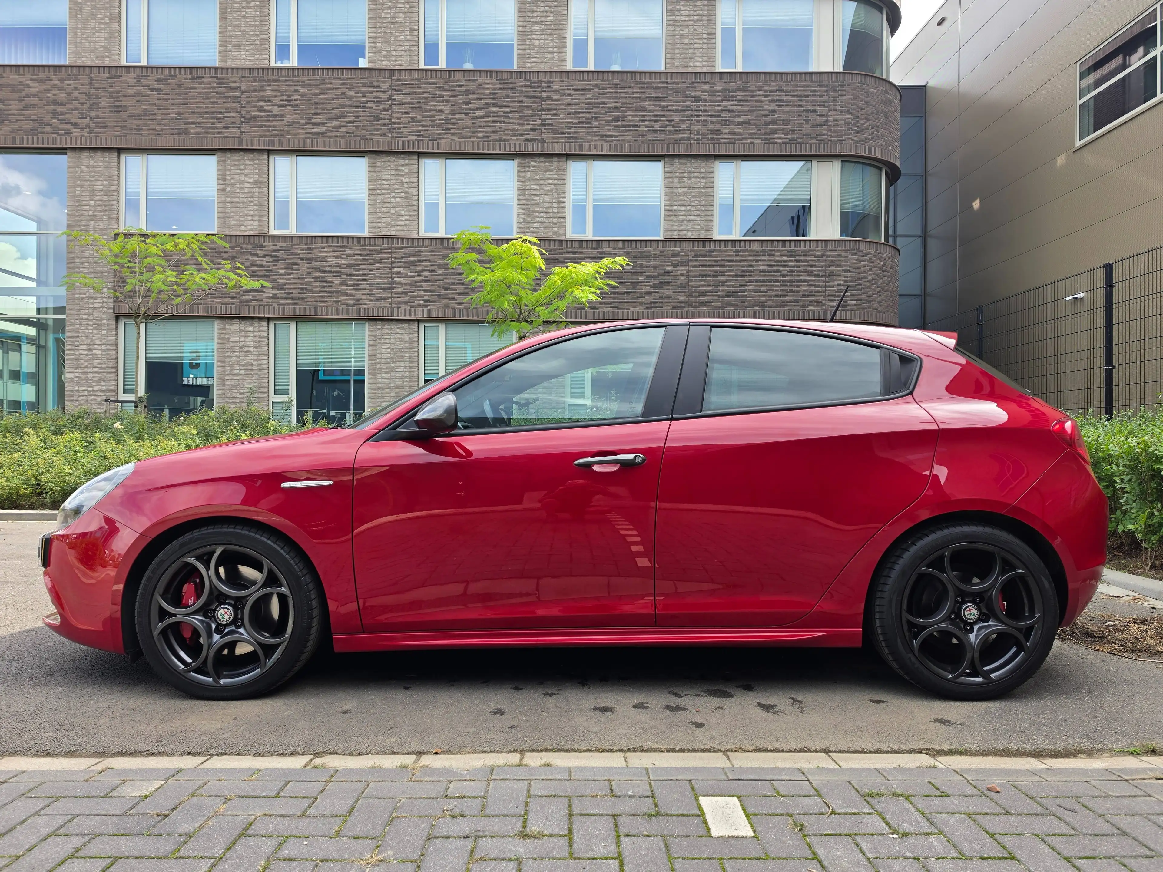 Alfa Romeo Giulietta 1.4 T MultiAir Super — photo 6