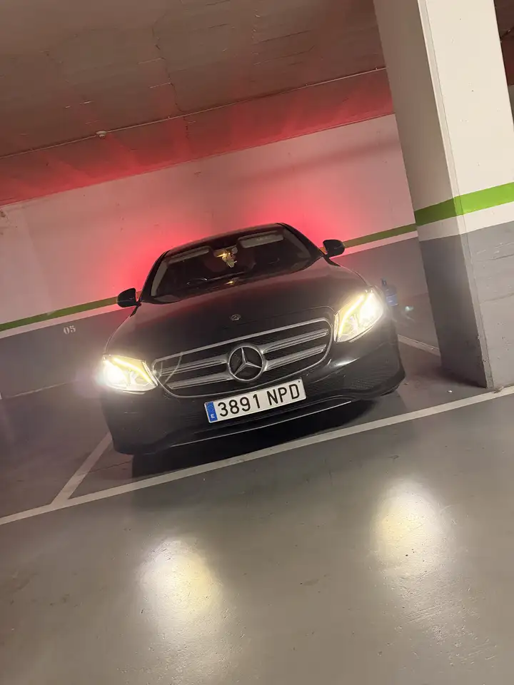Mercedes-Benz E 220