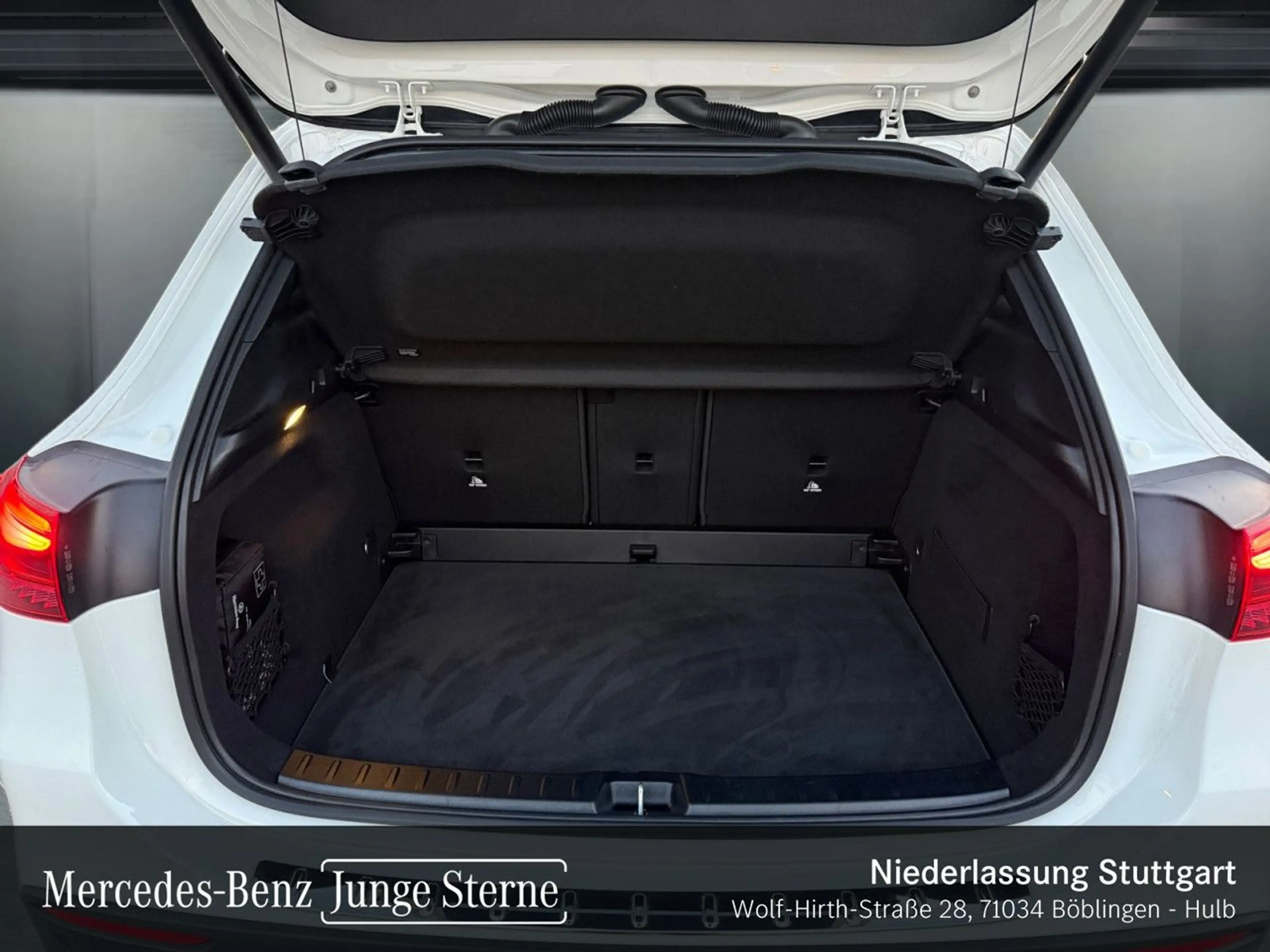 Mercedes-Benz GLA 200 AMG+LED+KAMERA+TOTW+KEYLESS+7G — photo 6
