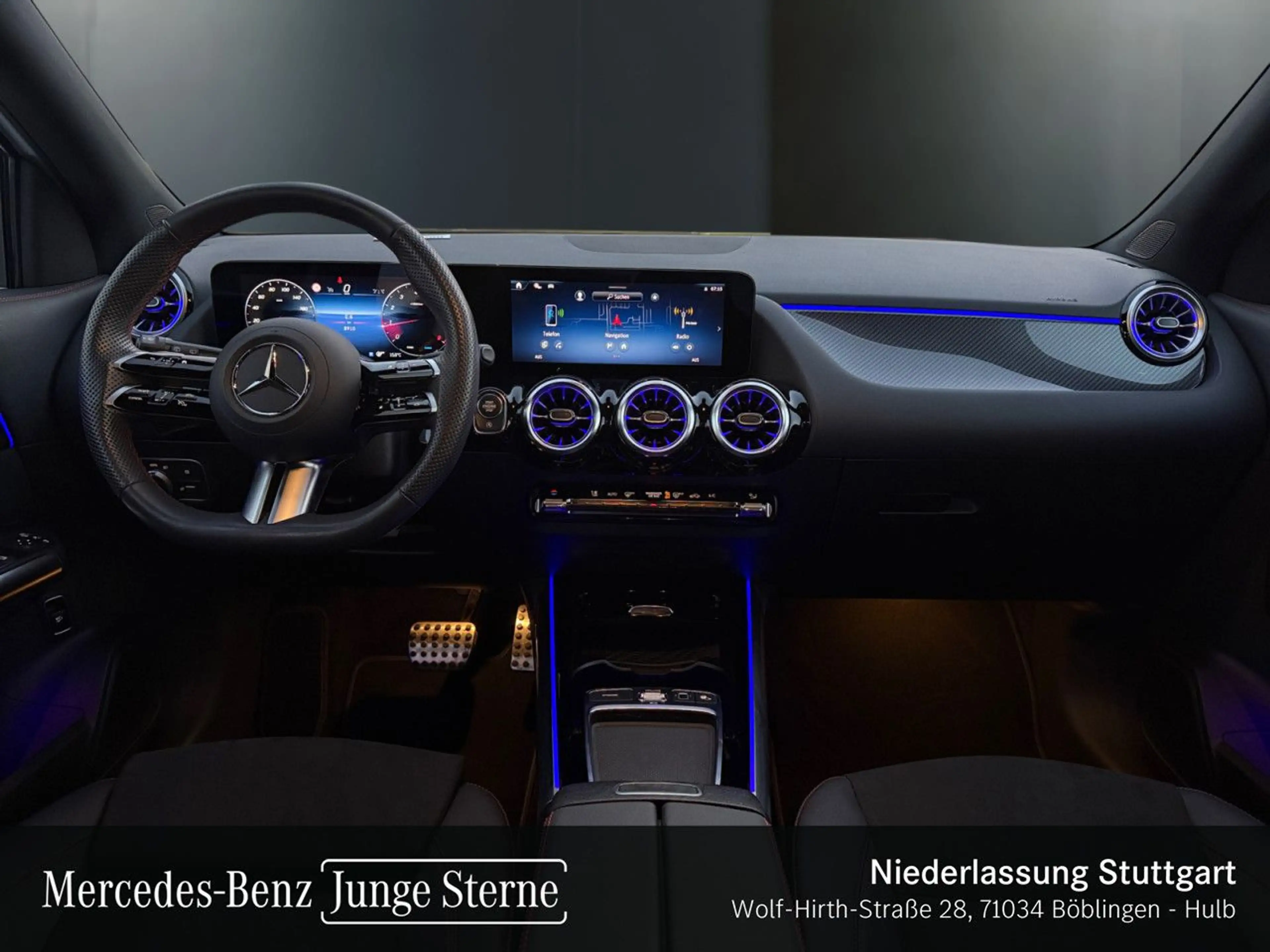 Mercedes-Benz GLA 200 AMG+LED+KAMERA+TOTW+KEYLESS+7G — photo 13