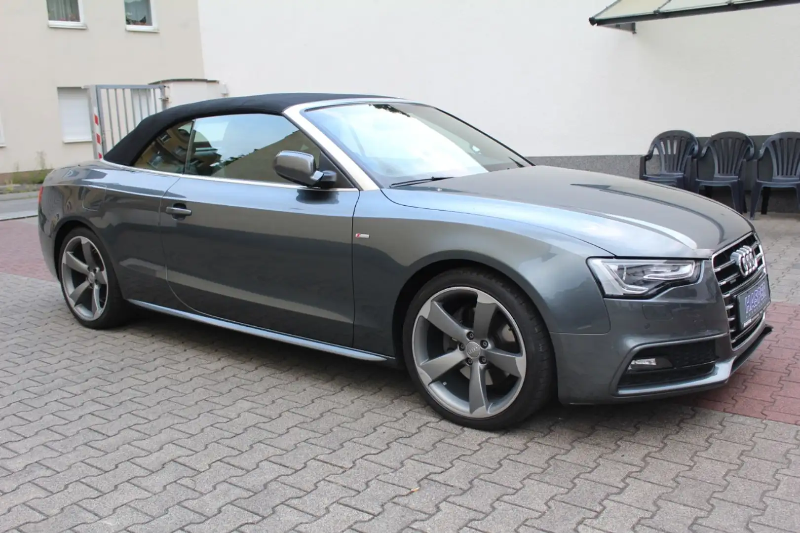 Audi A5 Cabriolet 3.0 TDI quattro S-Line Grigio - 2