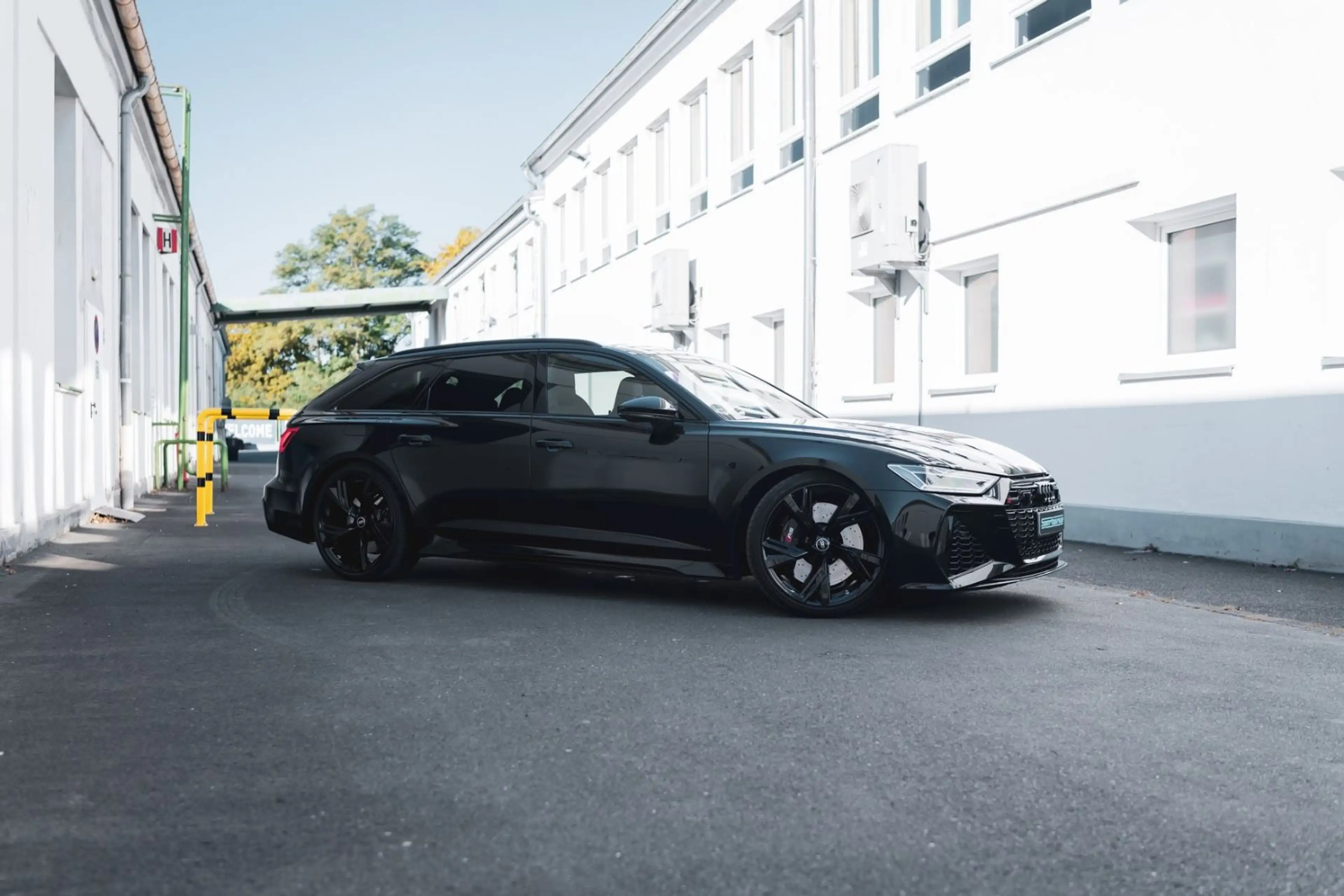 Audi RS6 RS 6 Avant 4.0 TFSI Quattro*1.Hand*MwSt. — photo 2