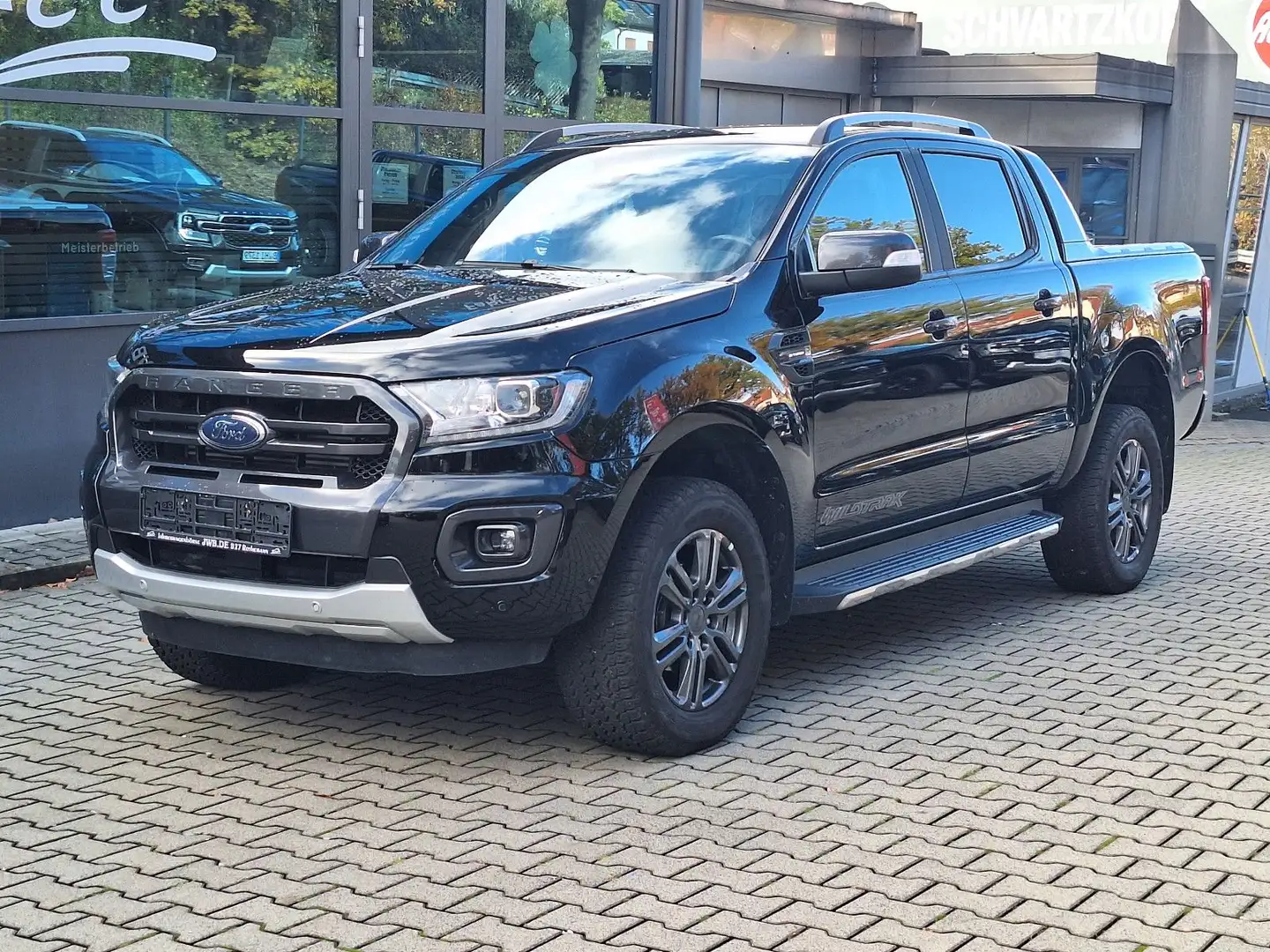 Ford Ranger Wildtrak 2,0 4x4 6Gang Rollo AHK 3,5t 1Hd. Noir - 1