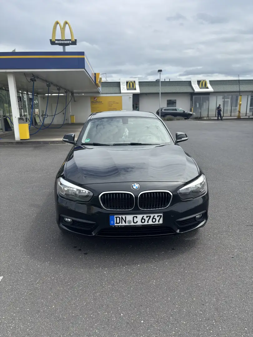 BMW 116 116d - 1