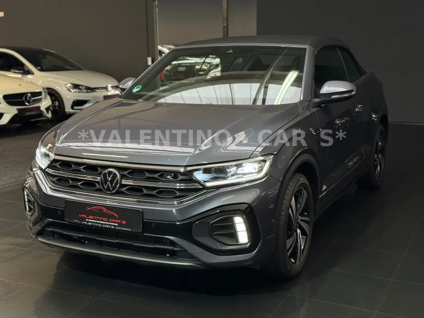 Volkswagen T-Roc Cabriolet R-Line/Virtual/DSG/Kamera/Navi Grau - 2