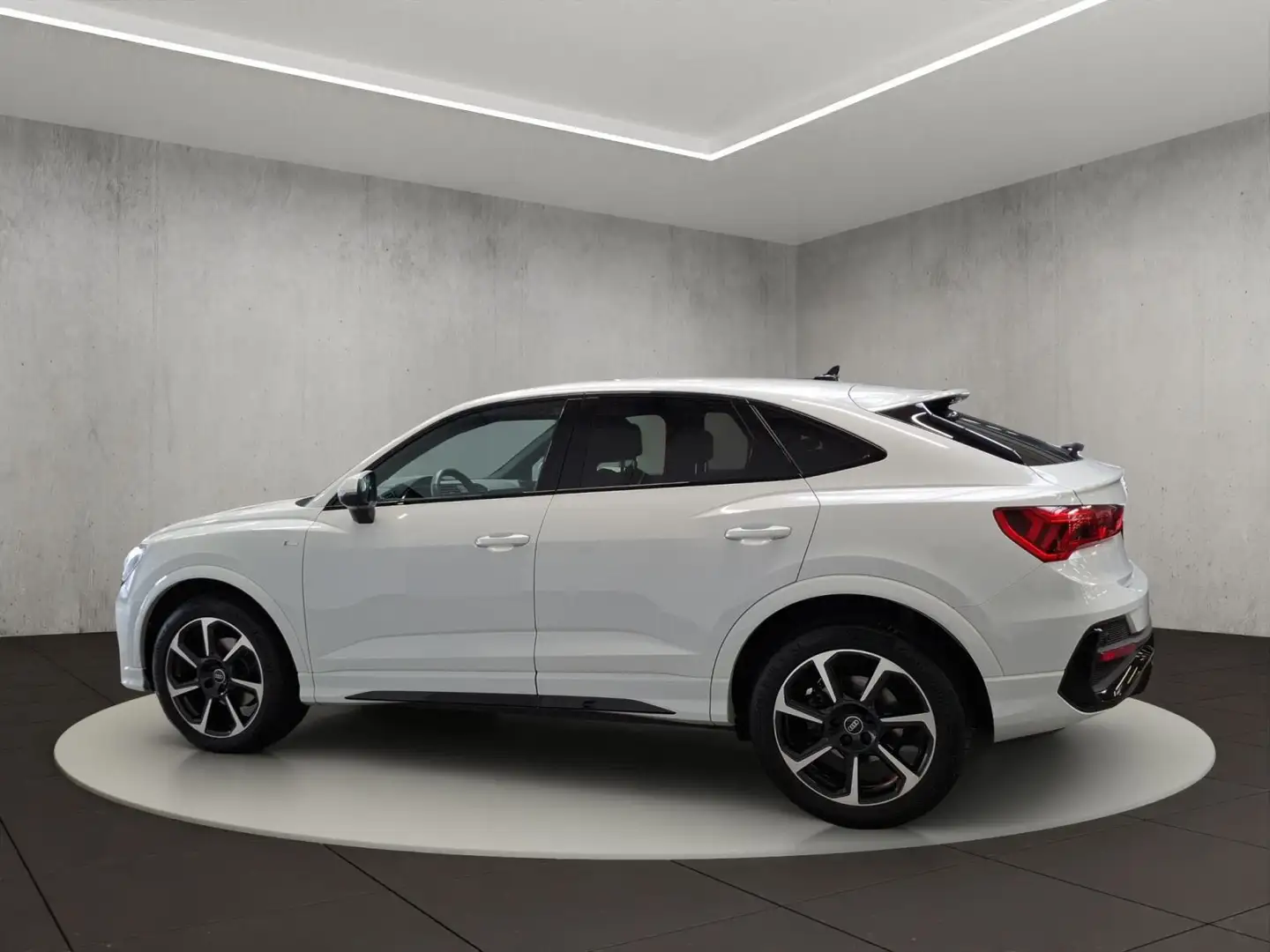 Audi Q3 S line 35 TFSI 110(150) kW(PS) S tr Blanc - 2