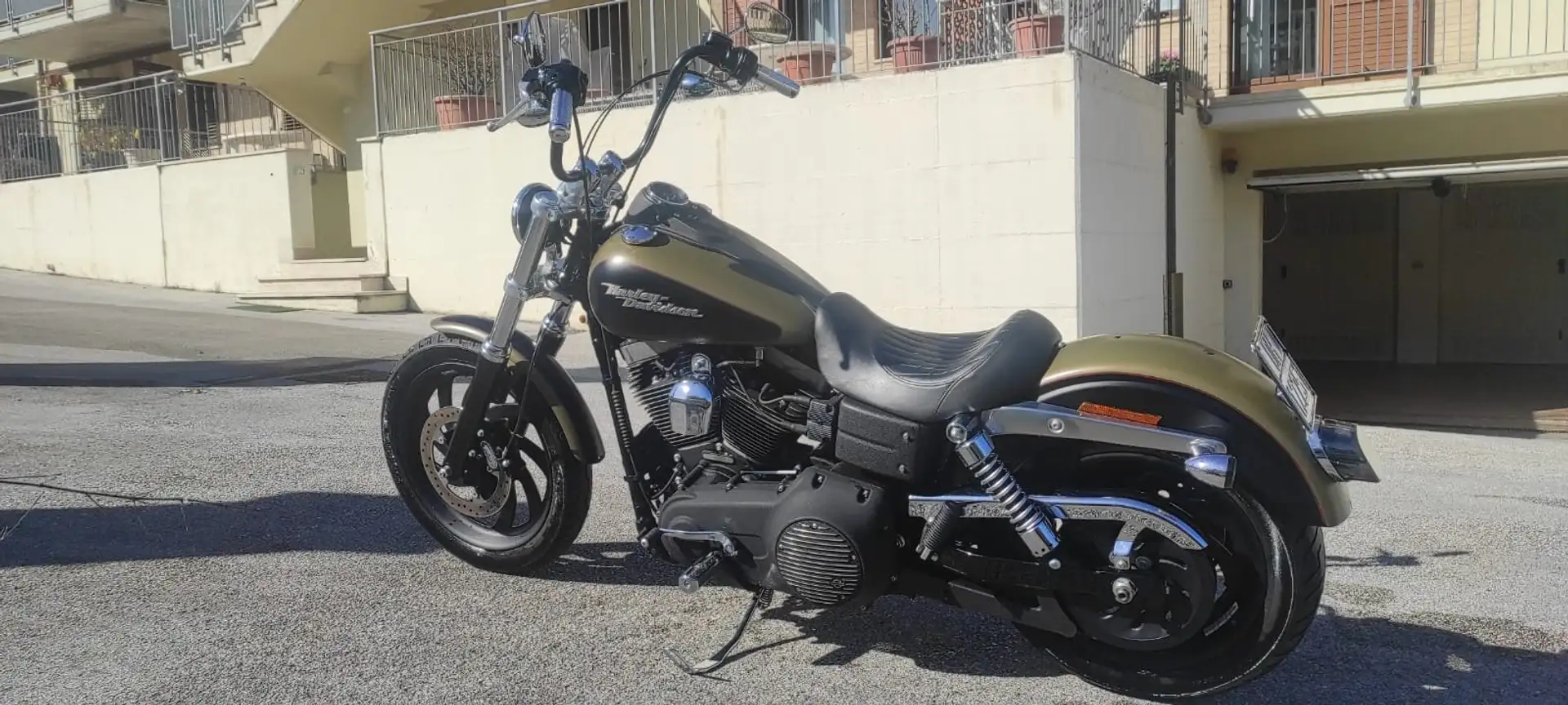 Harley-Davidson Dyna Street Bob fxdb 1584 Verde - 2