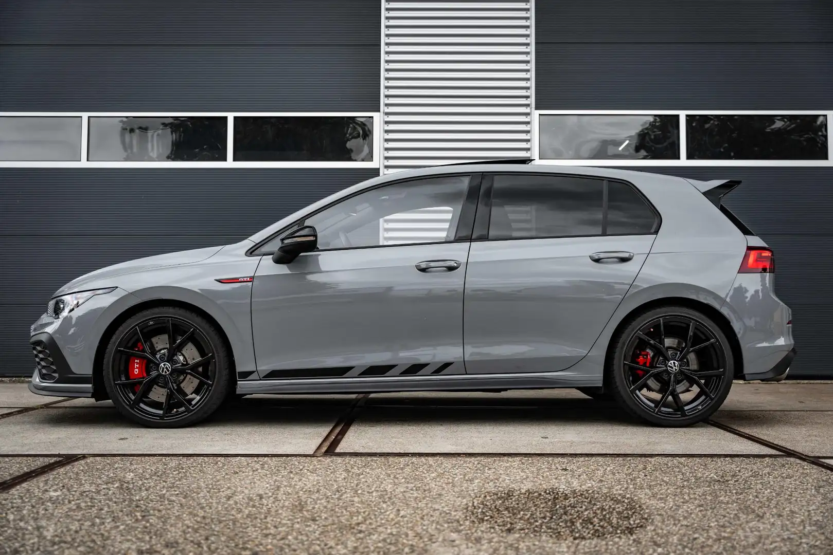 Volkswagen Golf GTI 2.0 TSI Clubsport |Pano |Sfeer |ACC Grijs - 2