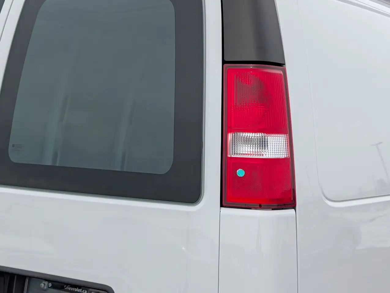GMC Savana снимка GMC Savana