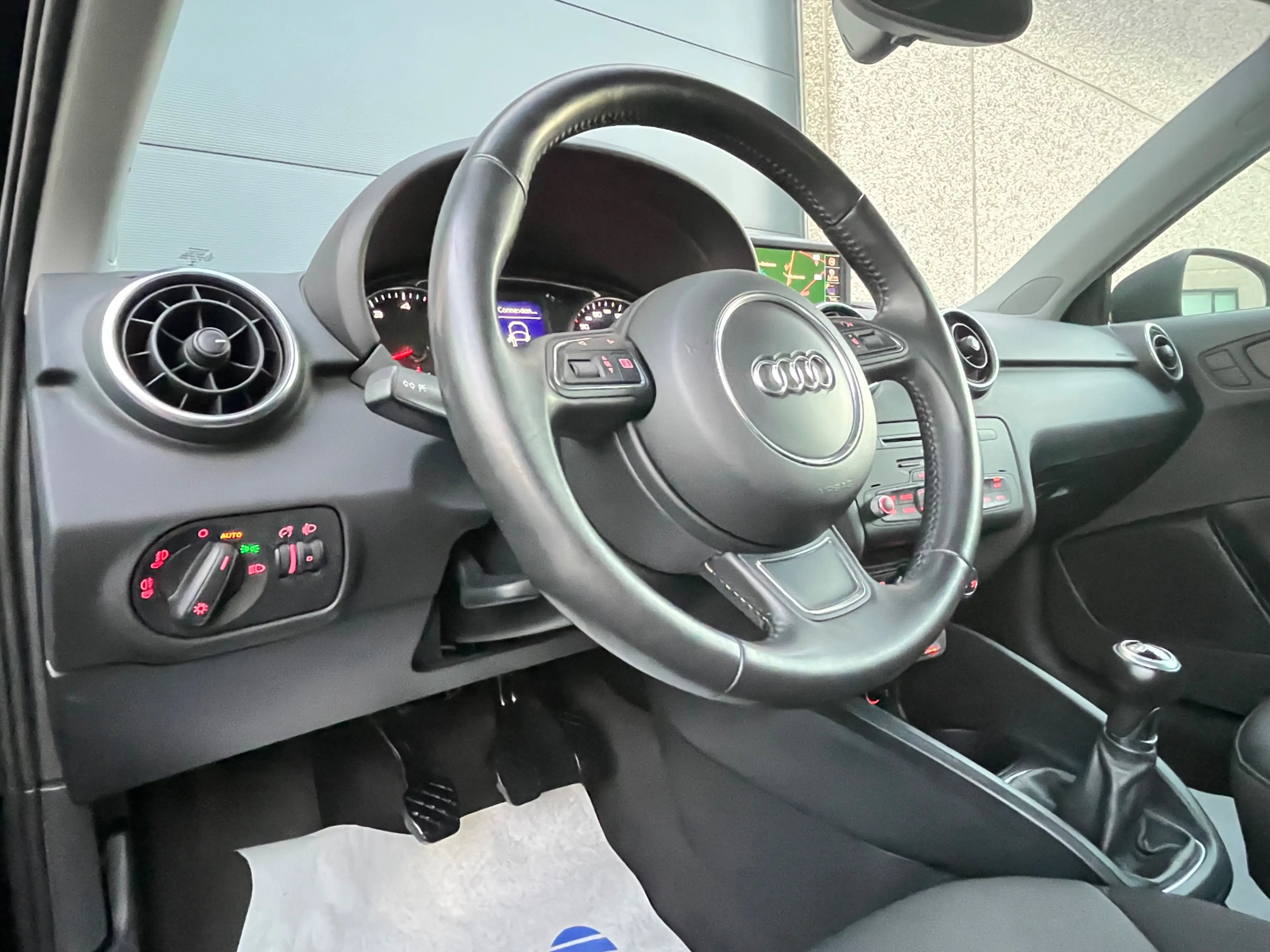 Audi A1 1.4 TFSI Ambition Sport GARANTIE 12 MOIS — photo 14