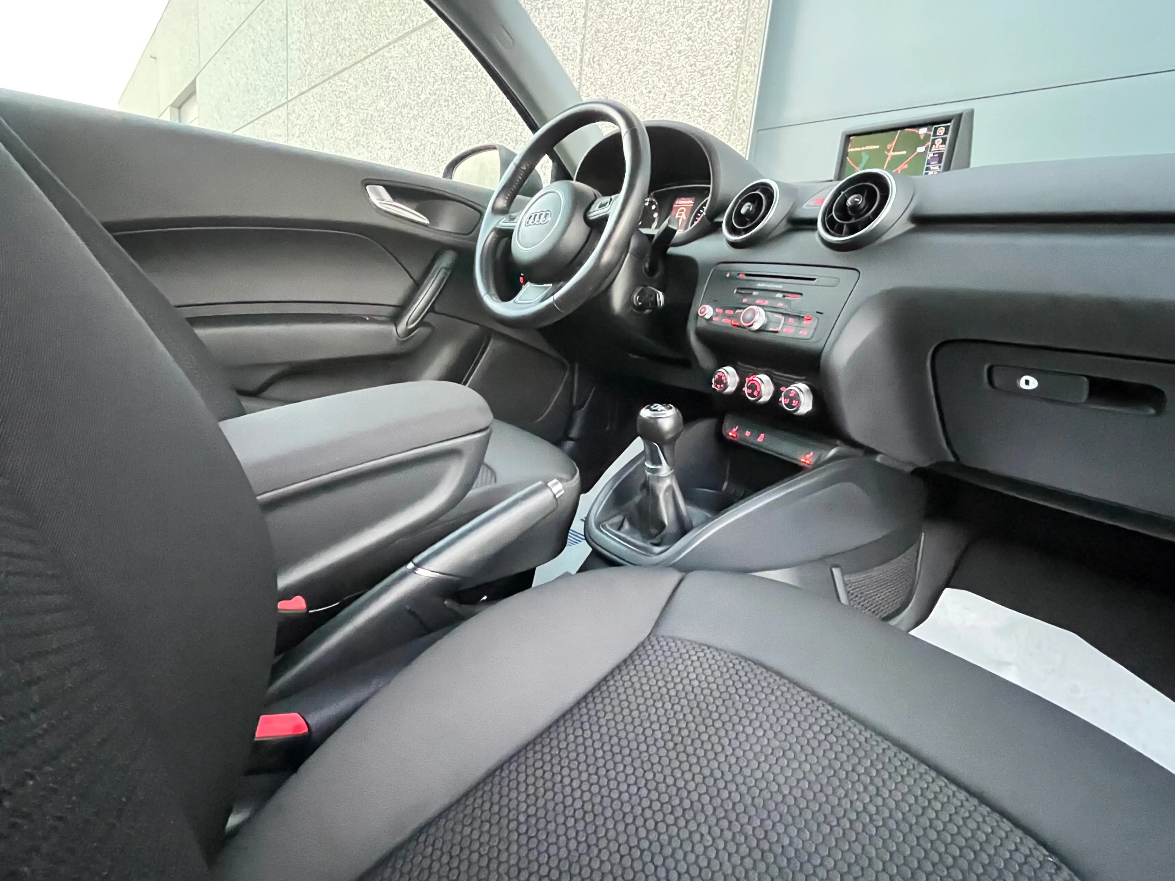 Audi A1 1.4 TFSI Ambition Sport GARANTIE 12 MOIS — photo 15