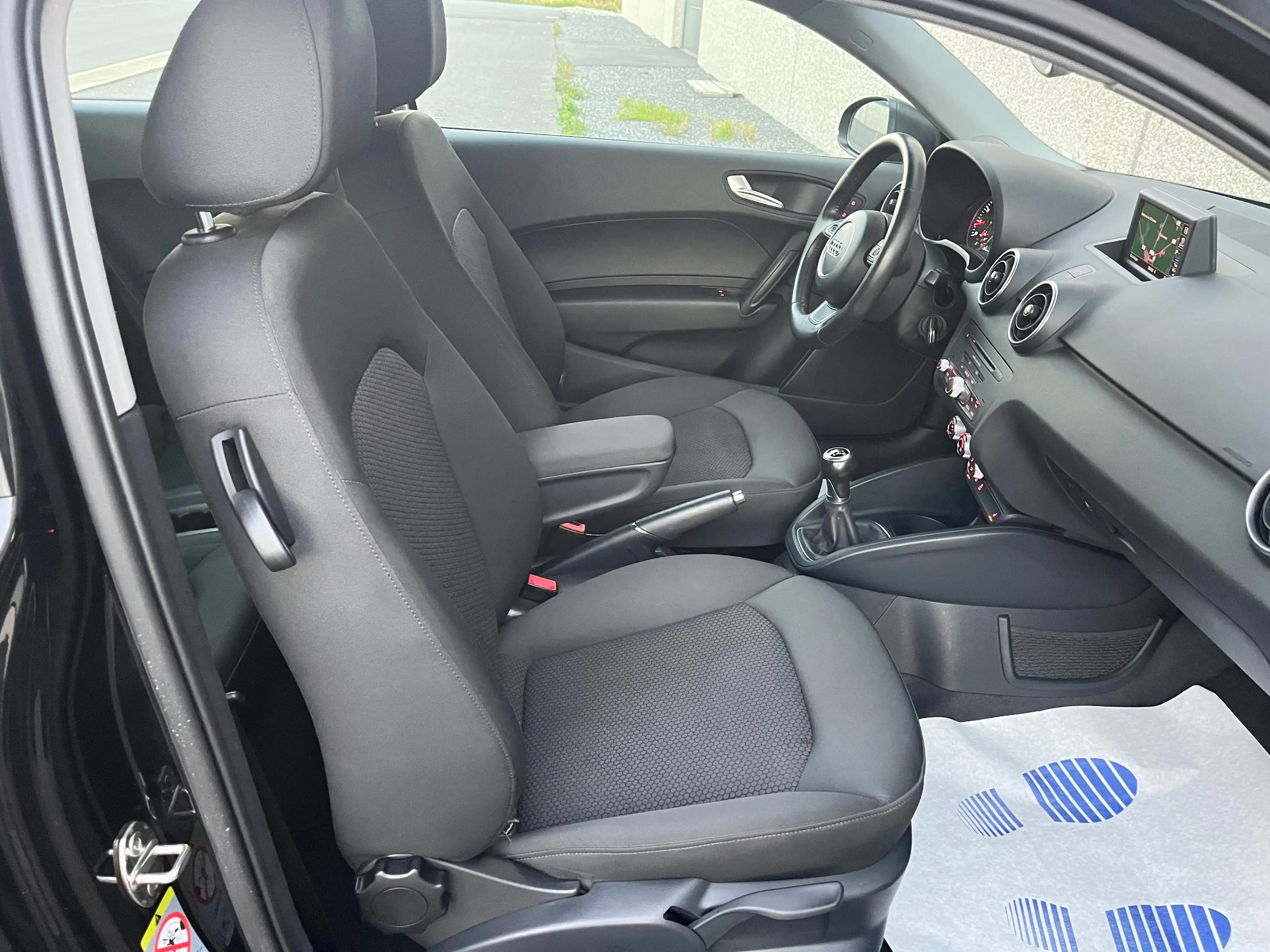Audi A1 1.4 TFSI Ambition Sport GARANTIE 12 MOIS — photo 11