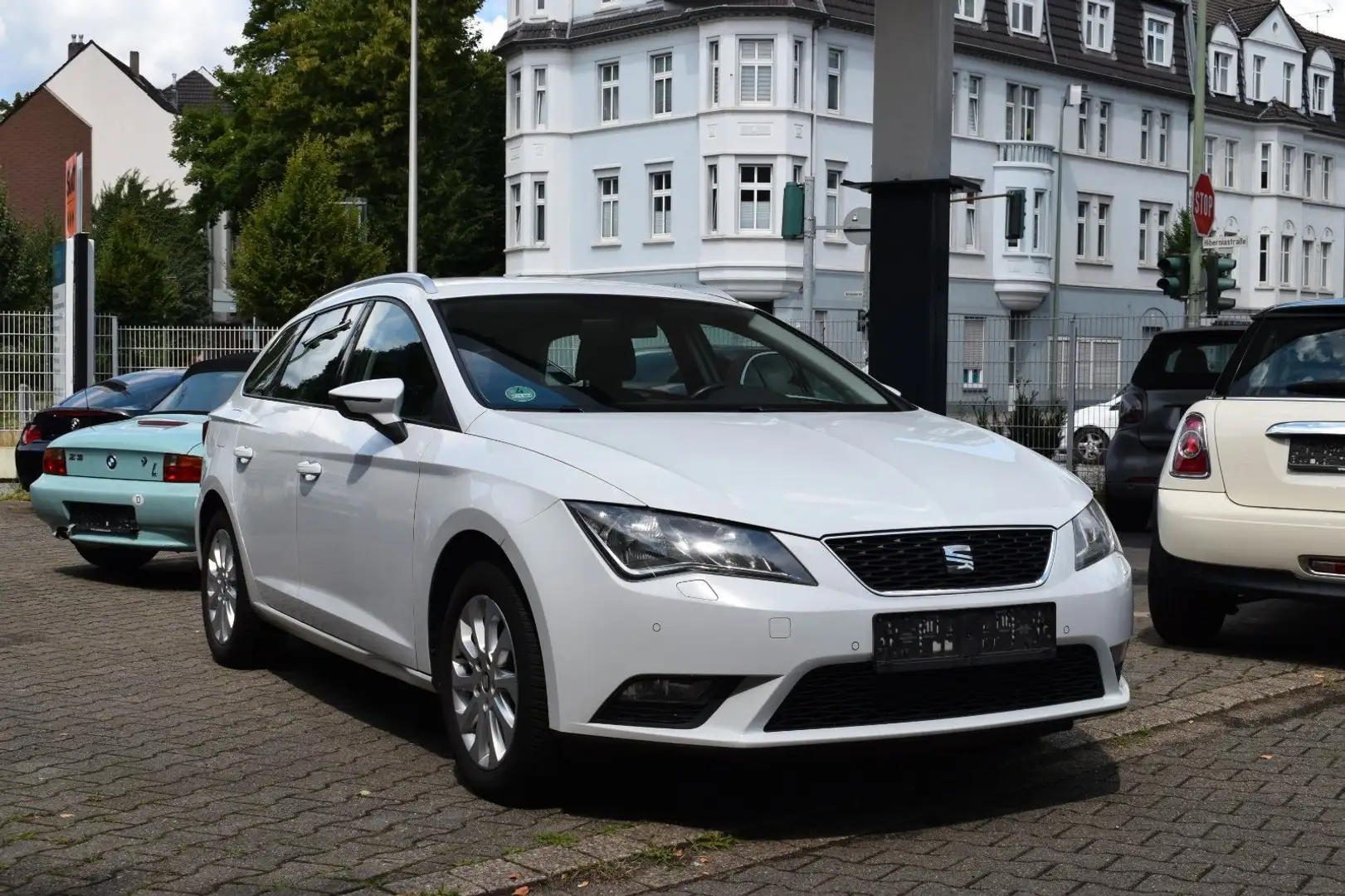 SEAT Leon ST Style PDC Navi Klimaautomatik TÜV neu Bianco - 1