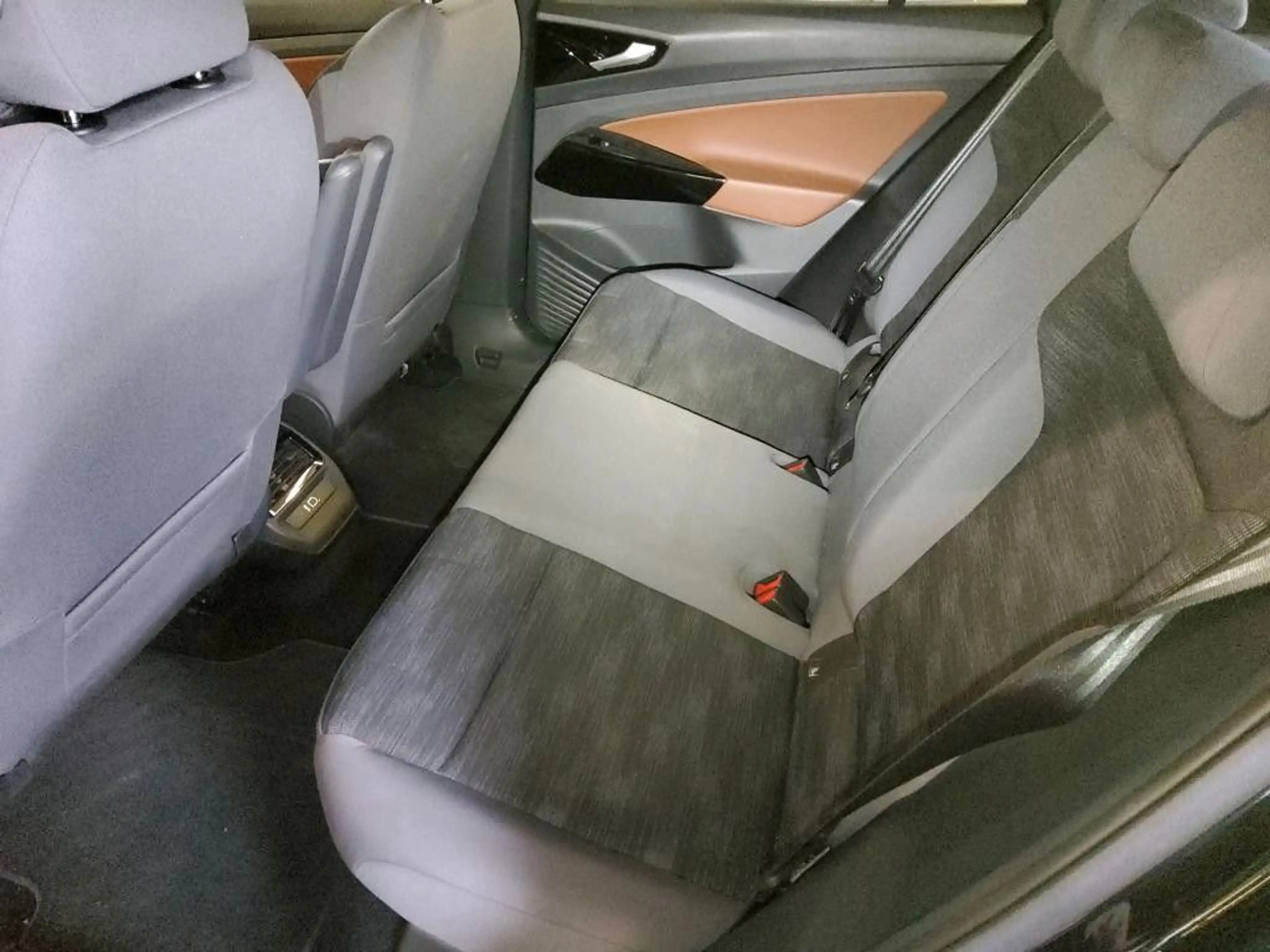 Volkswagen ID.5 Pro Navi Matrix Pano AHK 360 Side SHZ WP — photo 8