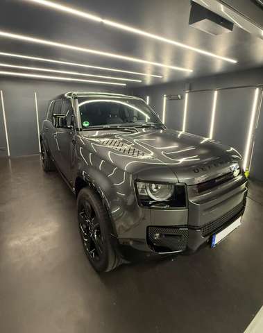 Imagine Land Rover Defender Defender 130 P500 V8