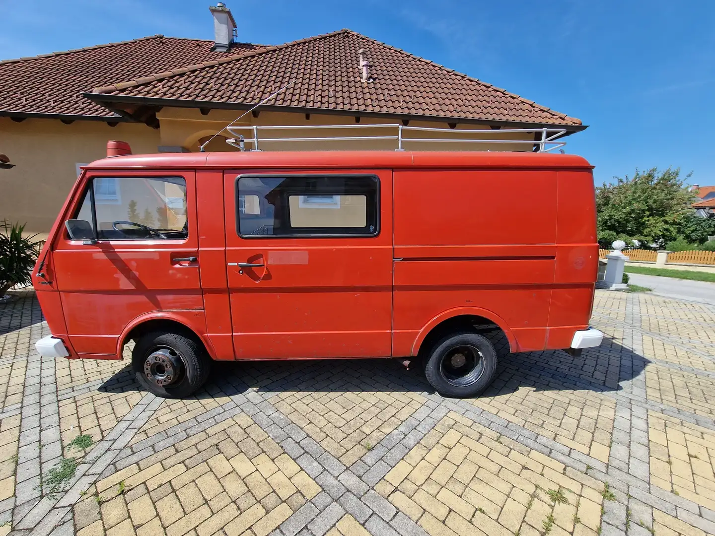 Volkswagen LT 35 Rouge - 1