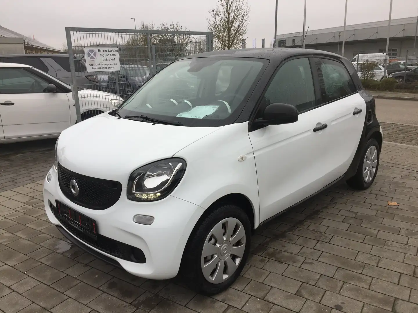 smart forFour Basis 52 kW Noir - 1