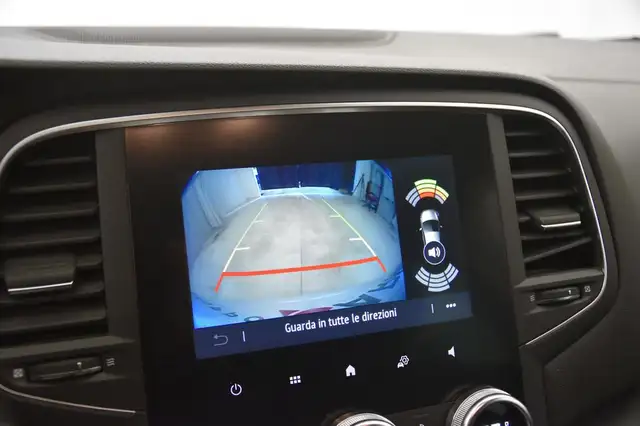 Renault Megane view 9