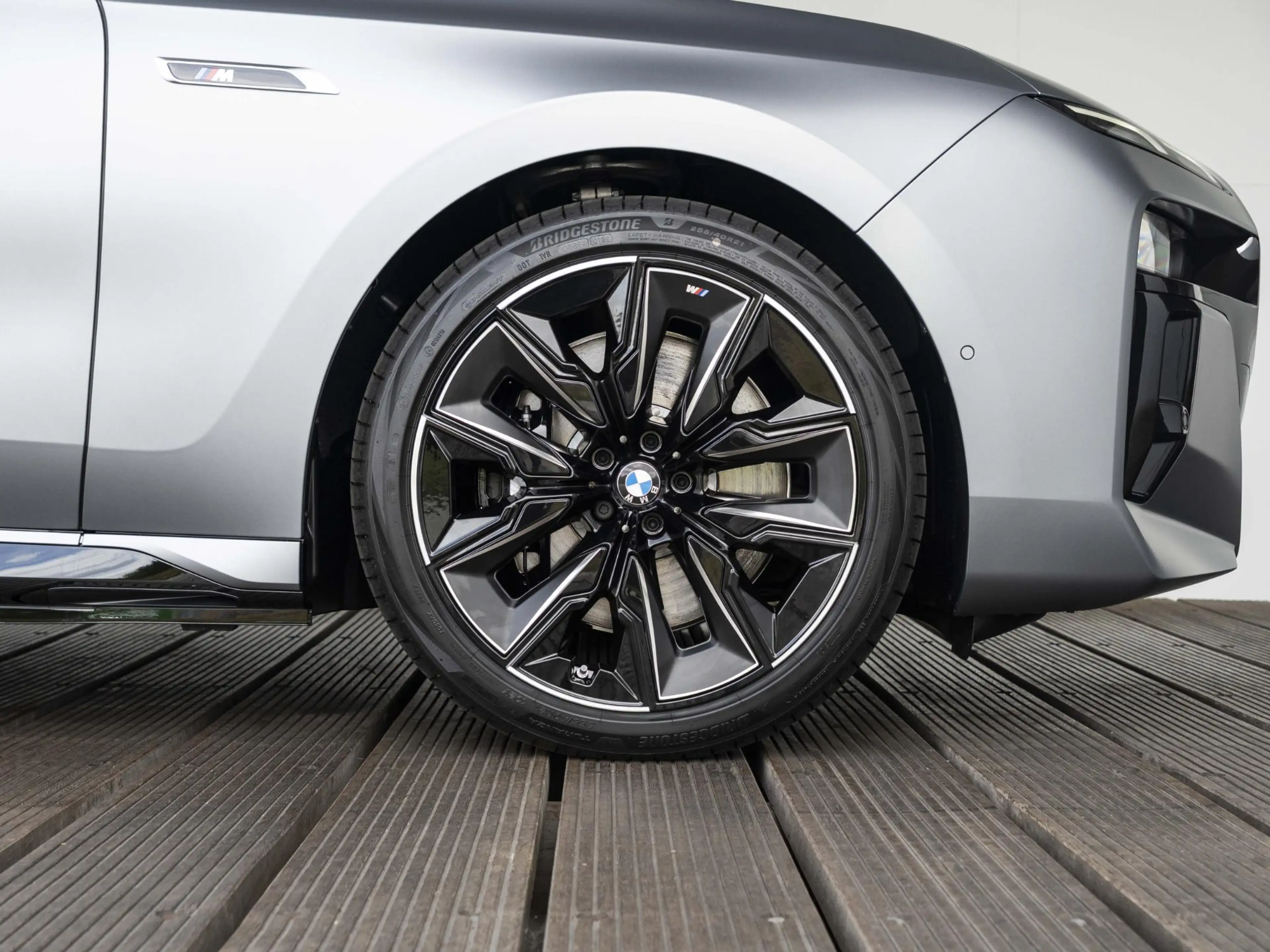 BMW 760 7-serie M760e xDrive High Executive | Connossieur — photo 8