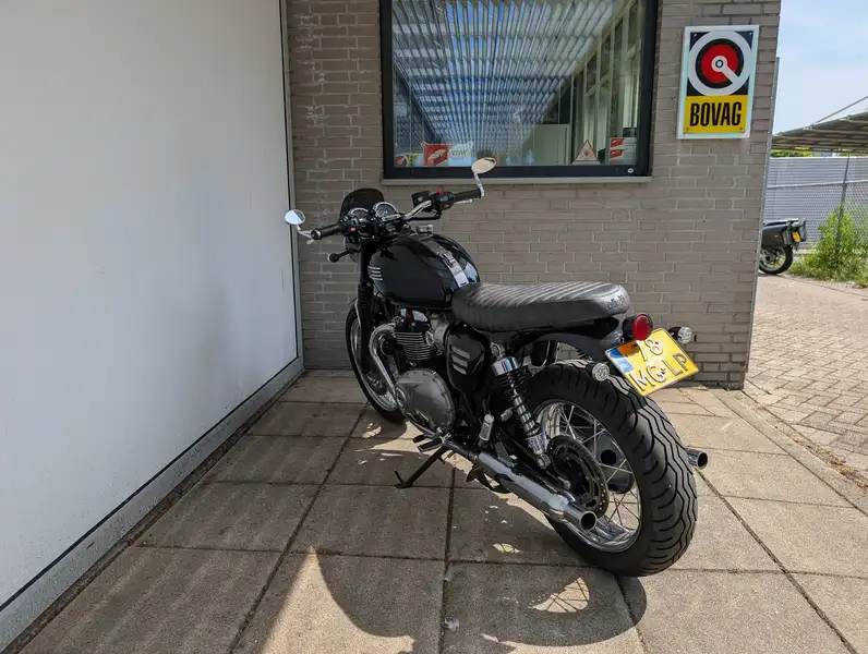 Triumph Bonneville T120 - foto 4