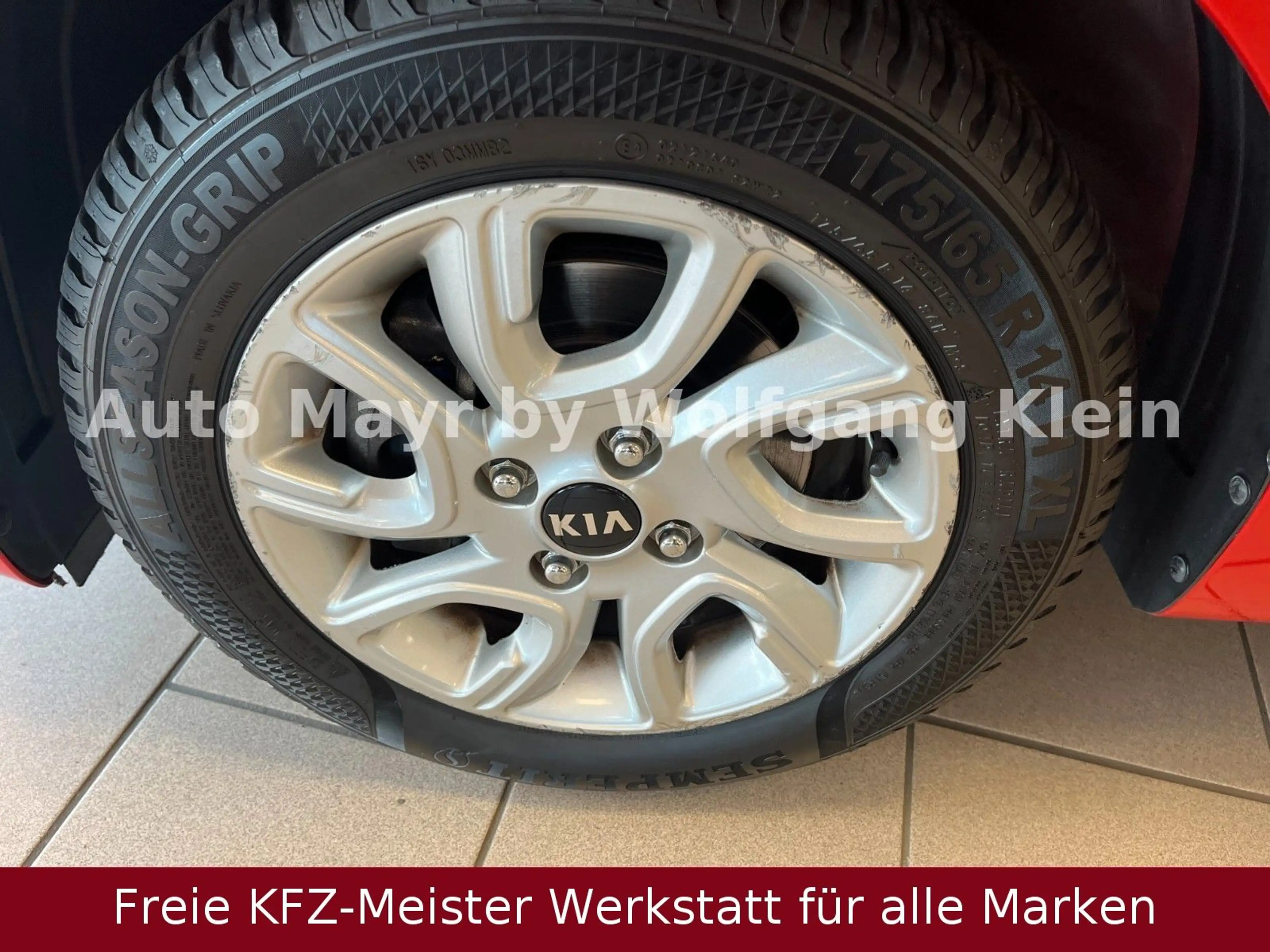 Kia Picanto 1.0*Dream Team*Sitz+Lenkradheizung*1.Hd* — photo 13