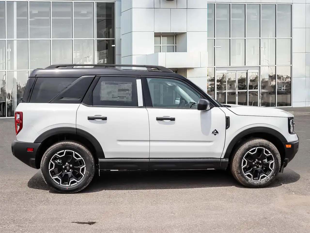 Ford Bronco Sport photo Ford Bronco Sport
