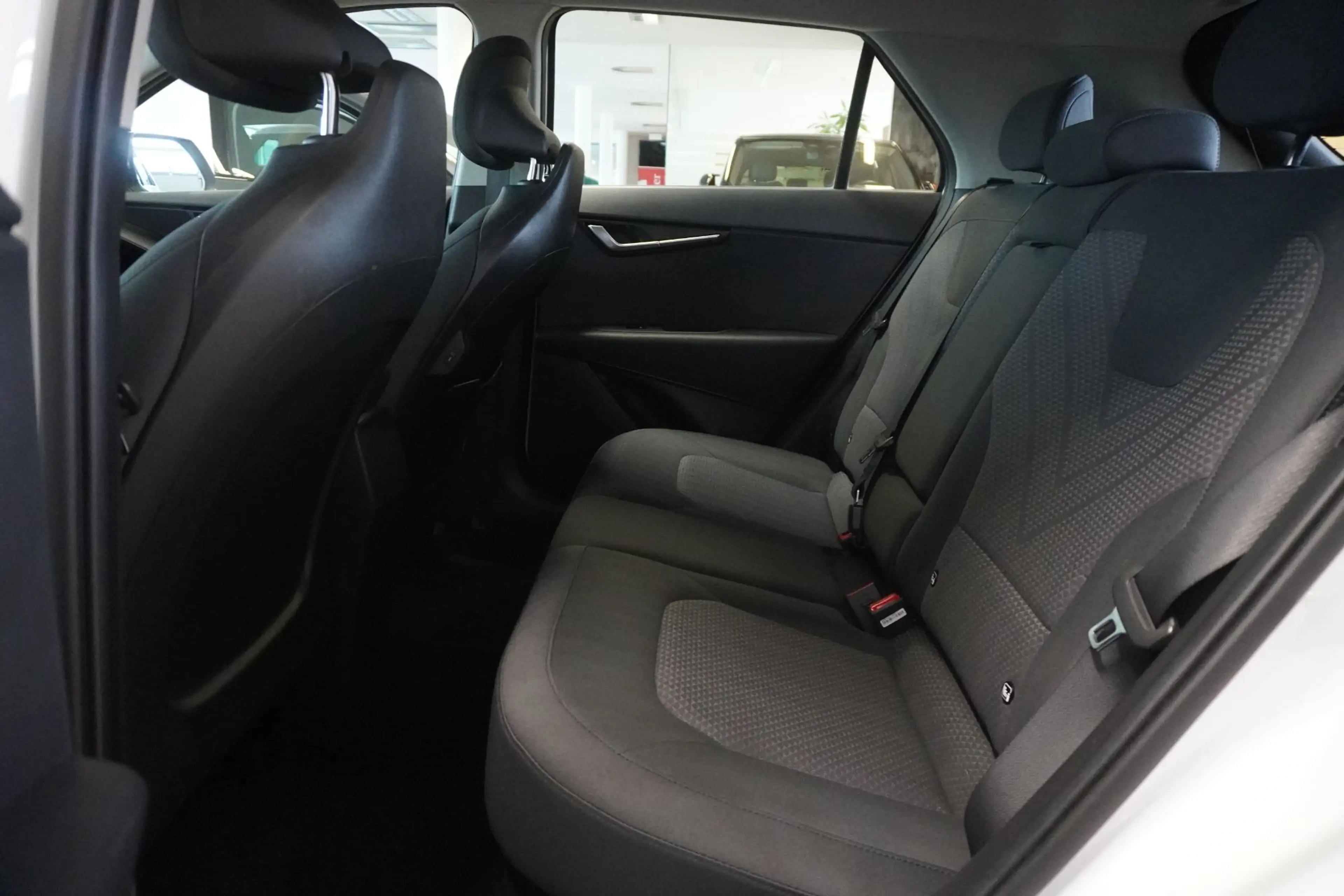 Kia Niro 1.6 HEV Business Aut.MY24/LED/Navi — photo 9